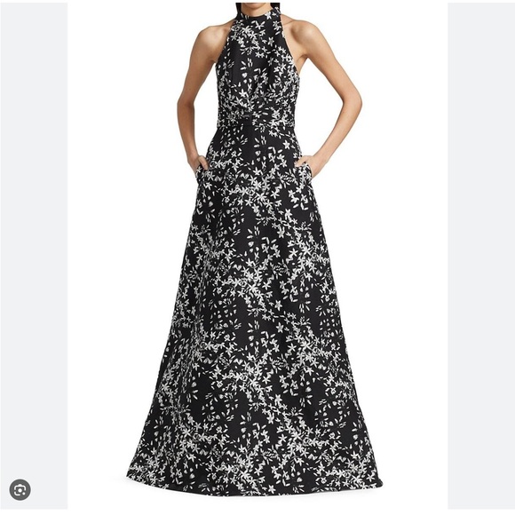 Monique Lhuillier Dresses & Skirts - Monique Lhuillier Gown